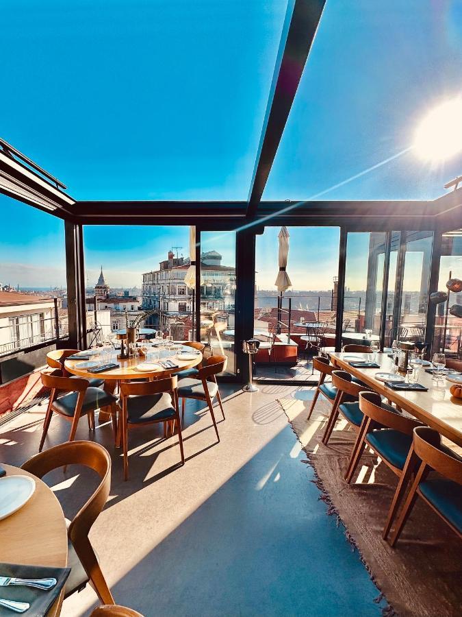 Ruz Hotels イスタンブール エクステリア 写真 The Sky Bar