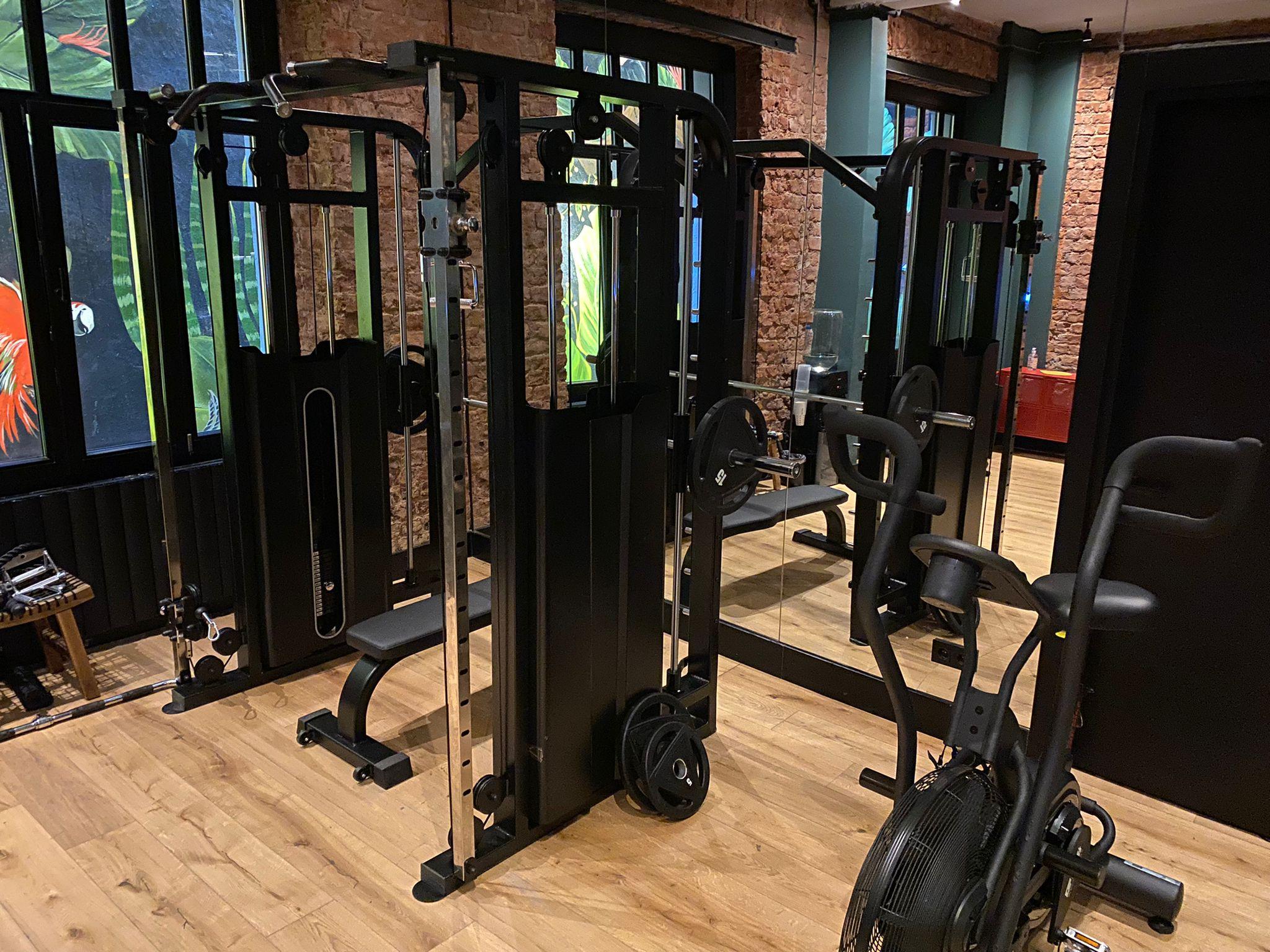Ruz Hotels イスタンブール エクステリア 写真 A functional trainer