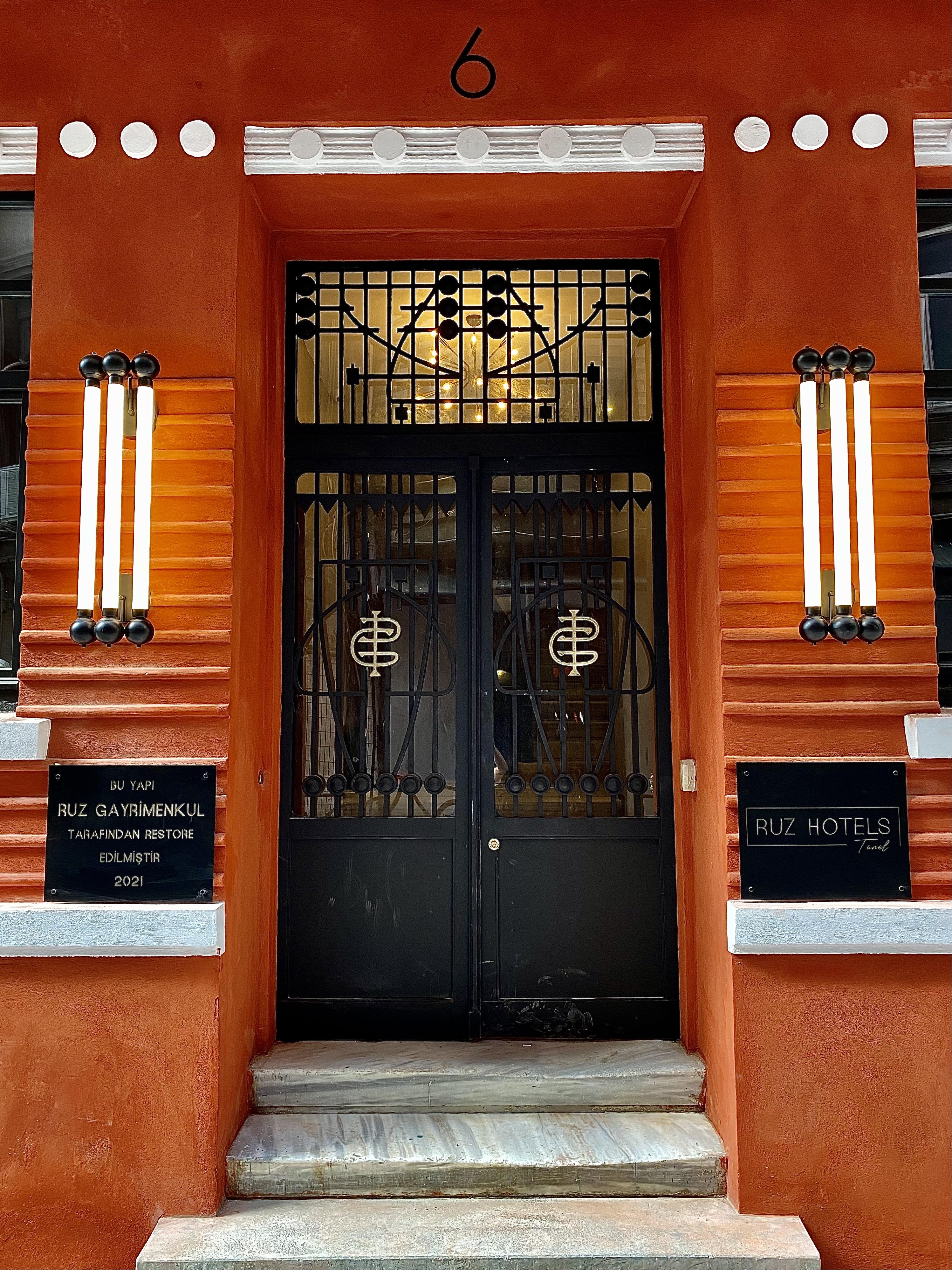 Ruz Hotels イスタンブール エクステリア 写真 Entrance of the hotel